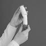 turbuhaler-m3-remove-cover-(grayscale) copy